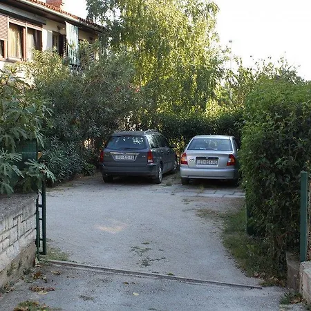 Gostinjska kuća Double 7170a